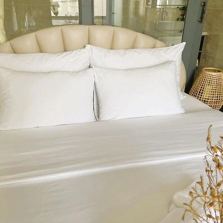 6Even Hotel - Have A Staycation In The Cafe Apartments Building 胡志明市 外观 照片