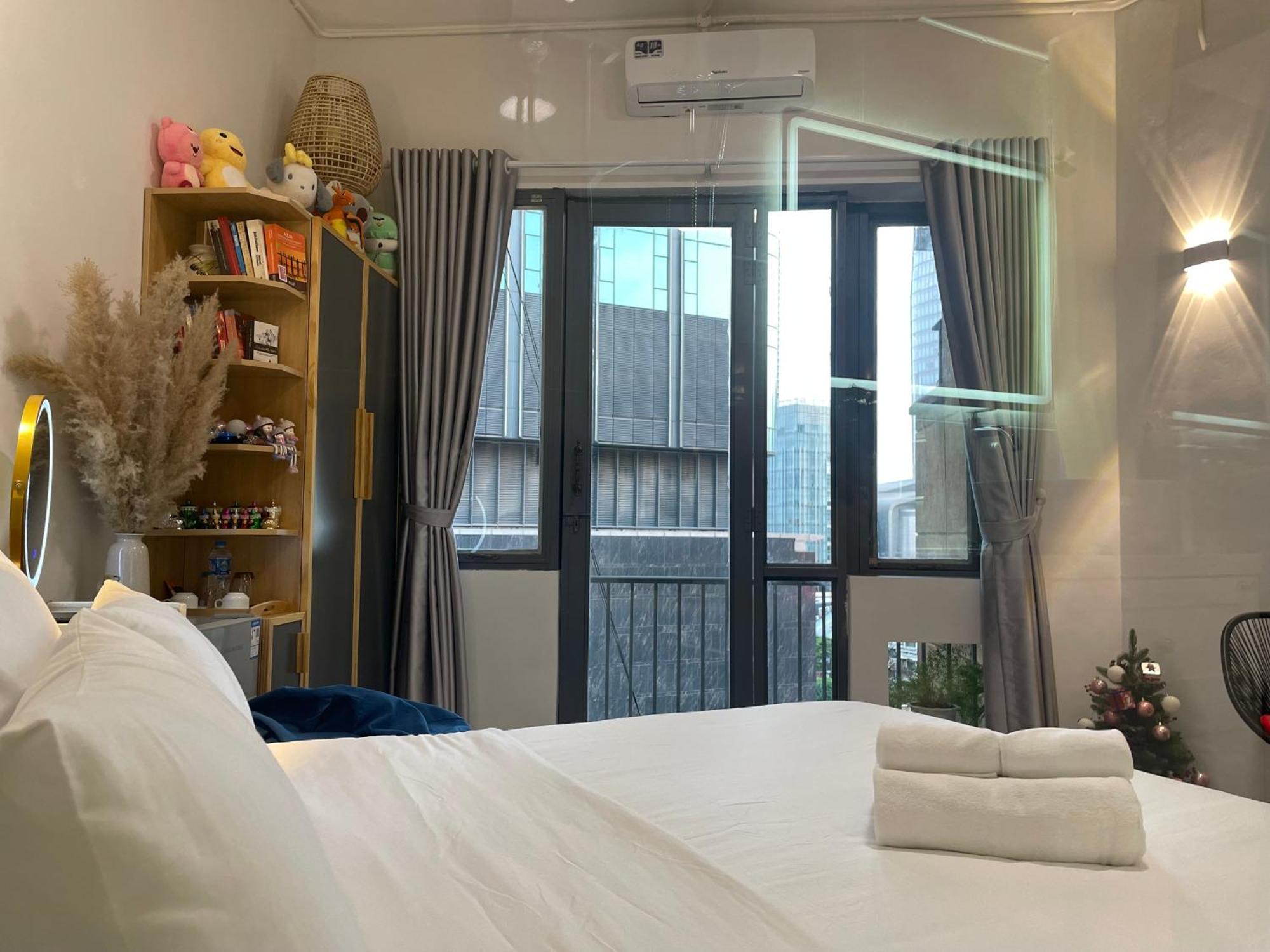 6Even Hotel - Have A Staycation In The Cafe Apartments Building 胡志明市 外观 照片