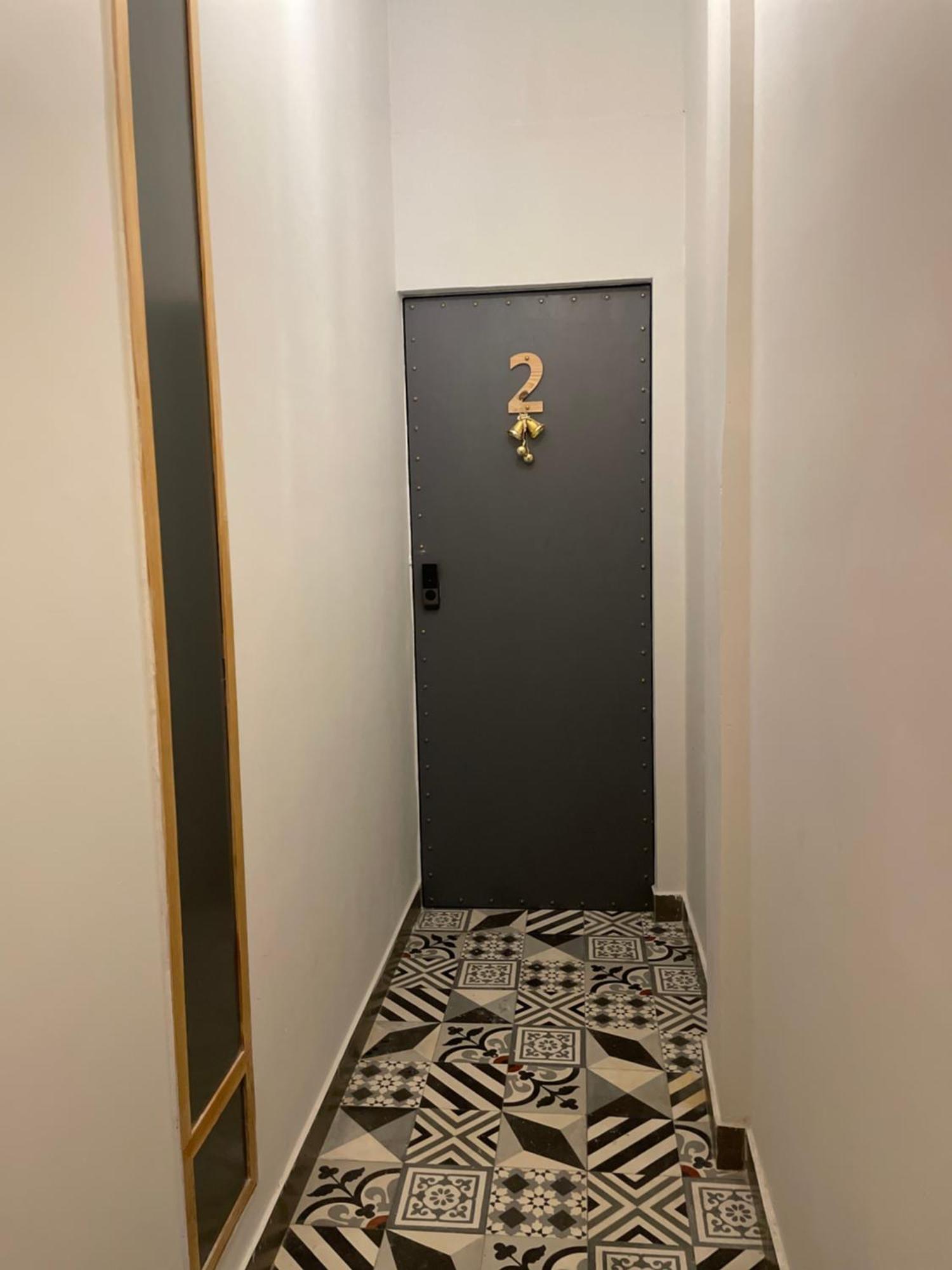 6Even Hotel - Have A Staycation In The Cafe Apartments Building 胡志明市 外观 照片