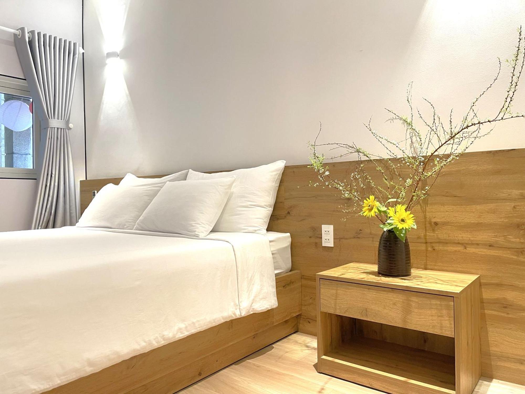 6Even Hotel - Have A Staycation In The Cafe Apartments Building 胡志明市 外观 照片